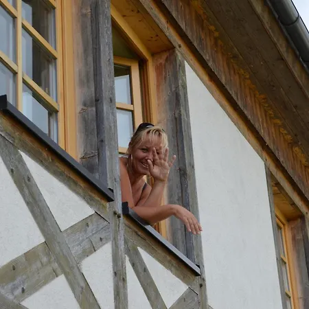 בית הארחה Moritz Unterm Storchennest -16303 Schwedt,schwedter Allee1 שוודט