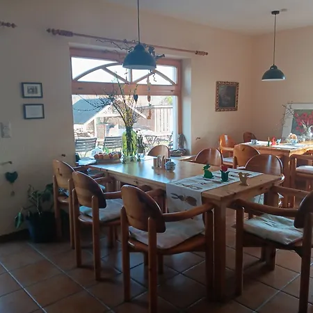 Moritz Unterm Storchennest -16303 Schwedt,schwedter Allee1 בית הארחה 3*