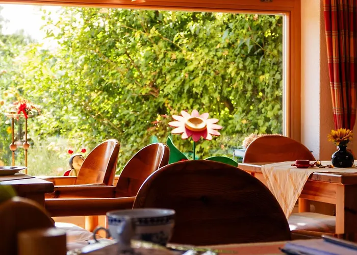 Moritz Unterm Storchennest -16303 Schwedt,schwedter Allee1 بيت ضيافة