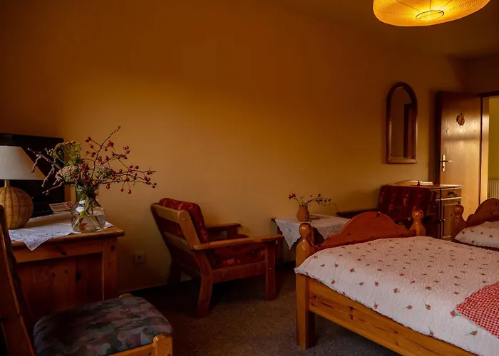 Moritz Unterm Storchennest -16303 Schwedt,schwedter Allee1 بيت ضيافة