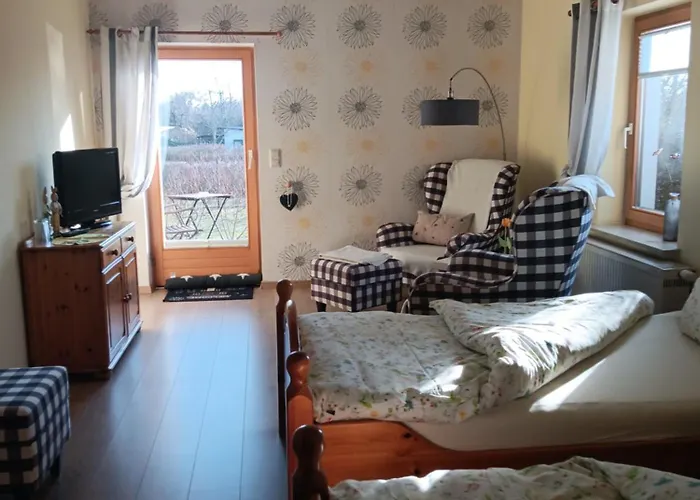 Casa de hóspedes Moritz Unterm Storchennest -16303 Schwedt,schwedter Allee1 3*