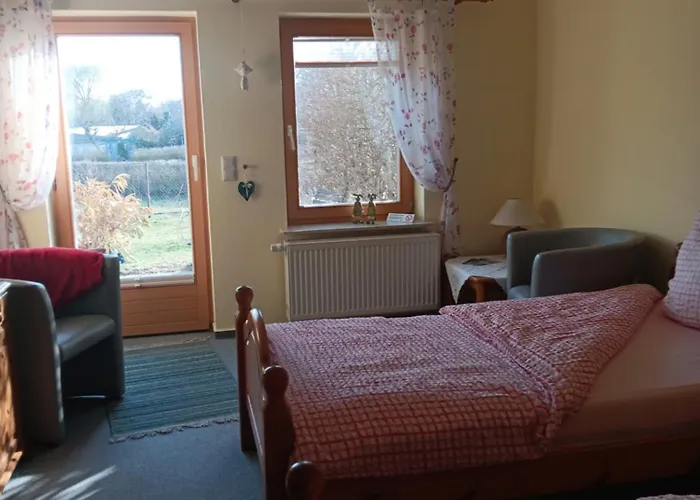 Moritz Unterm Storchennest -16303 Schwedt,schwedter Allee1 3*